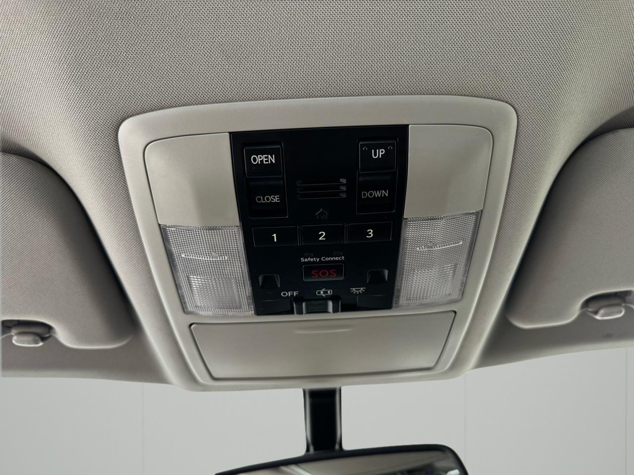 Lexus CT 200h FWD 4dr Hybrid 2012