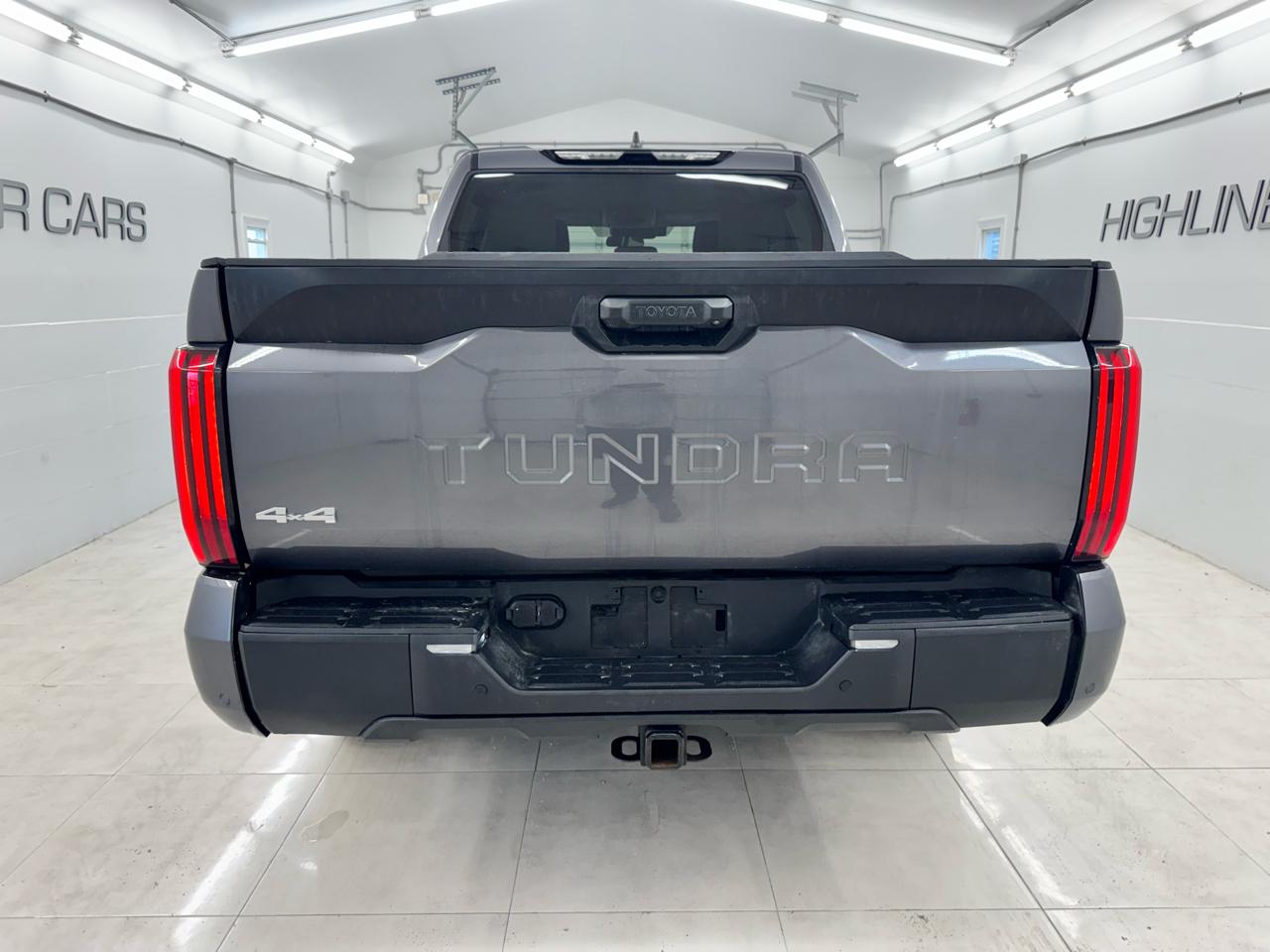 Toyota Tundra 4WD SR5 CrewMax 5.5' Bed (Natl) 2024