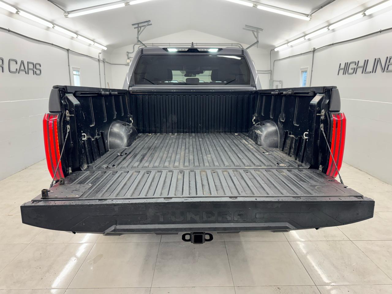Toyota Tundra 4WD SR5 CrewMax 5.5' Bed (Natl) 2024
