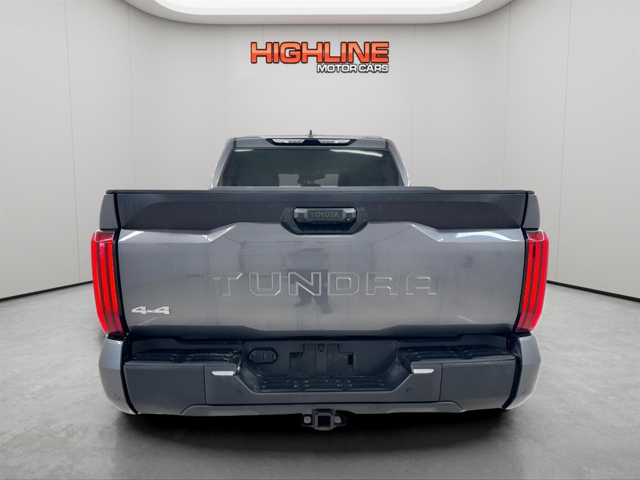 Toyota Tundra 4WD SR5 CrewMax 5.5' Bed (Natl) 2024