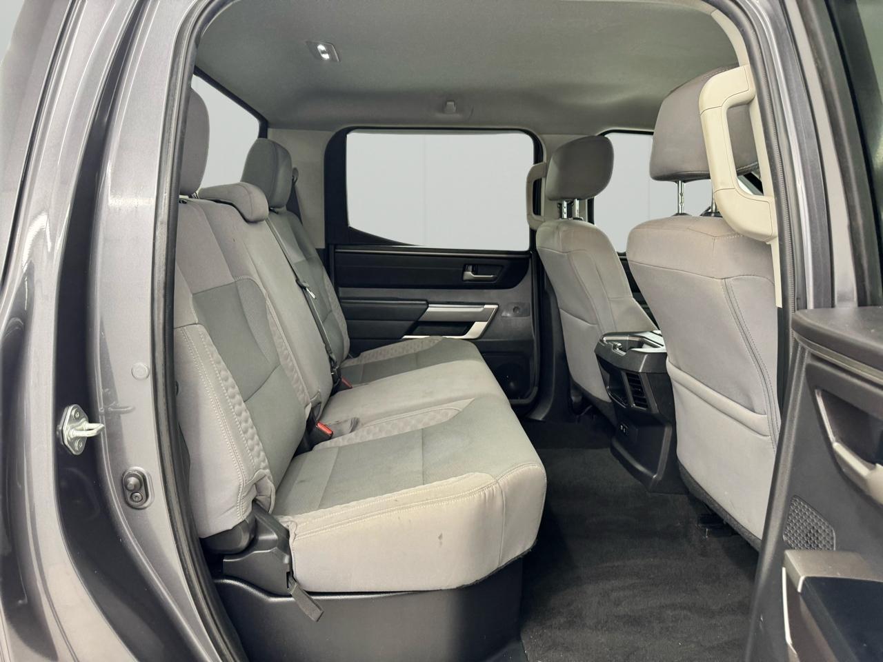 Toyota Tundra 4WD SR5 CrewMax 5.5' Bed (Natl) 2024