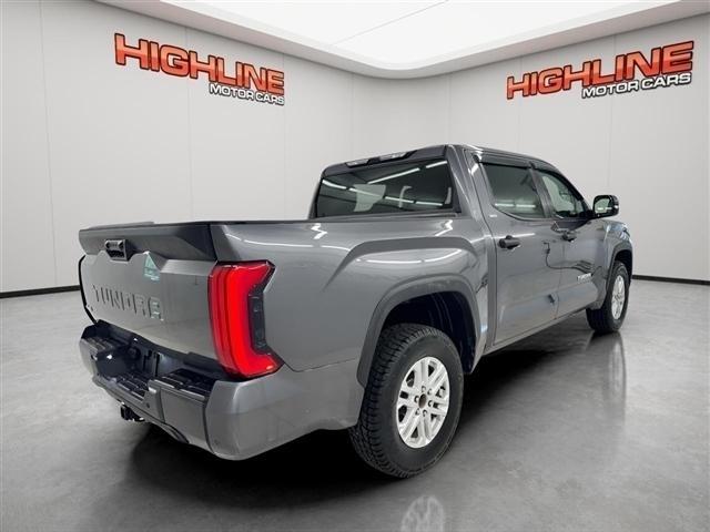 Toyota Tundra 4WD SR5 CrewMax 5.5' Bed (Natl) 2024