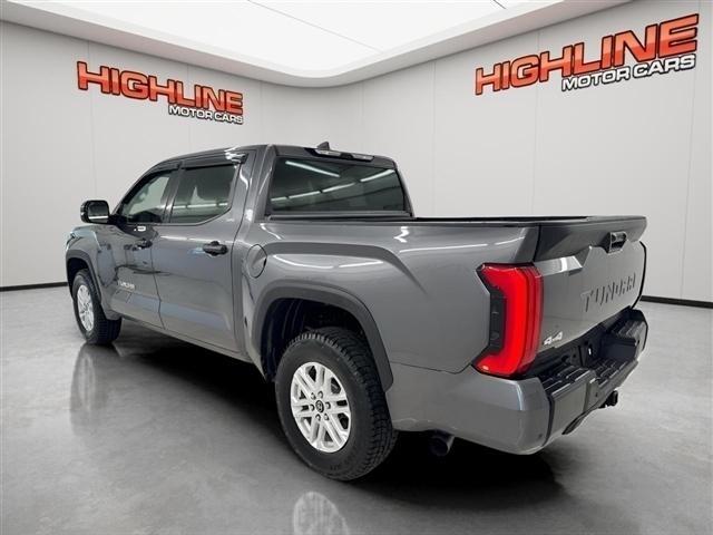 Toyota Tundra 4WD SR5 CrewMax 5.5' Bed (Natl) 2024