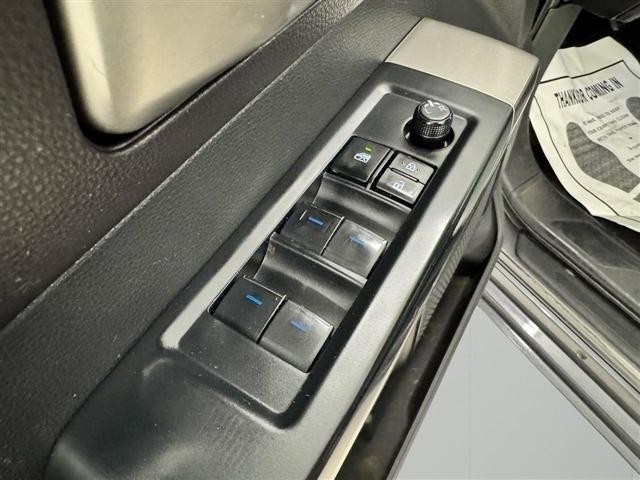 Toyota Tundra 4WD SR5 CrewMax 5.5' Bed (Natl) 2024