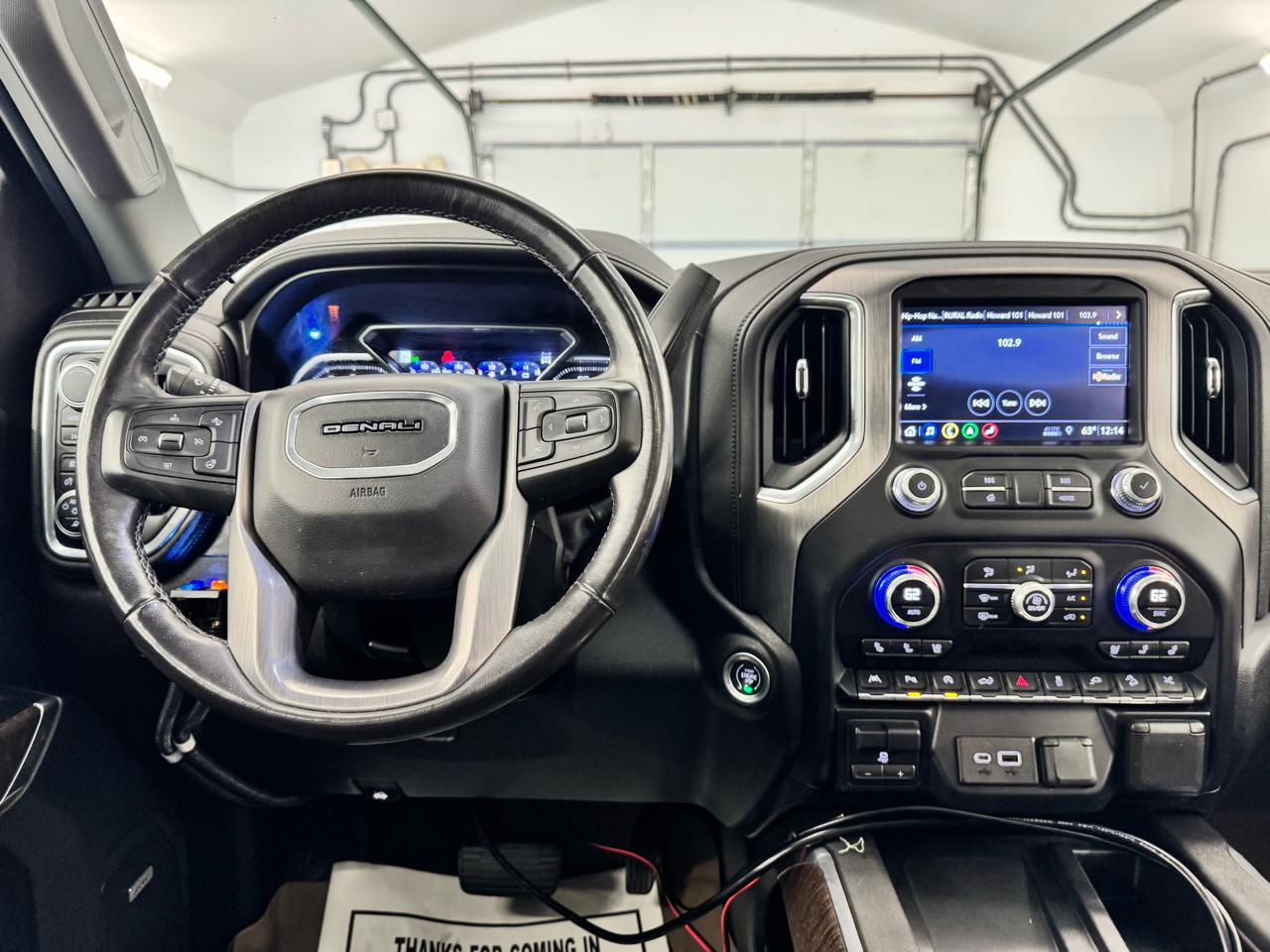 GMC Sierra 1500 4WD Crew Cab 157" Denali 2019