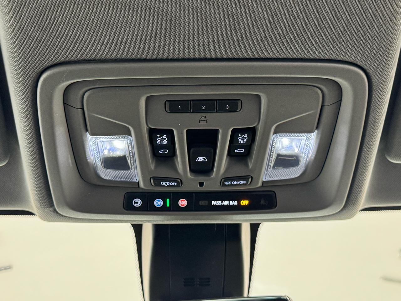 GMC Sierra 1500 4WD Crew Cab 157" Denali 2019