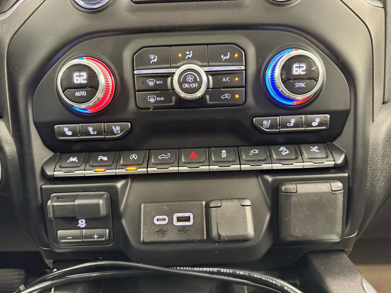 GMC Sierra 1500 4WD Crew Cab 157" Denali 2019