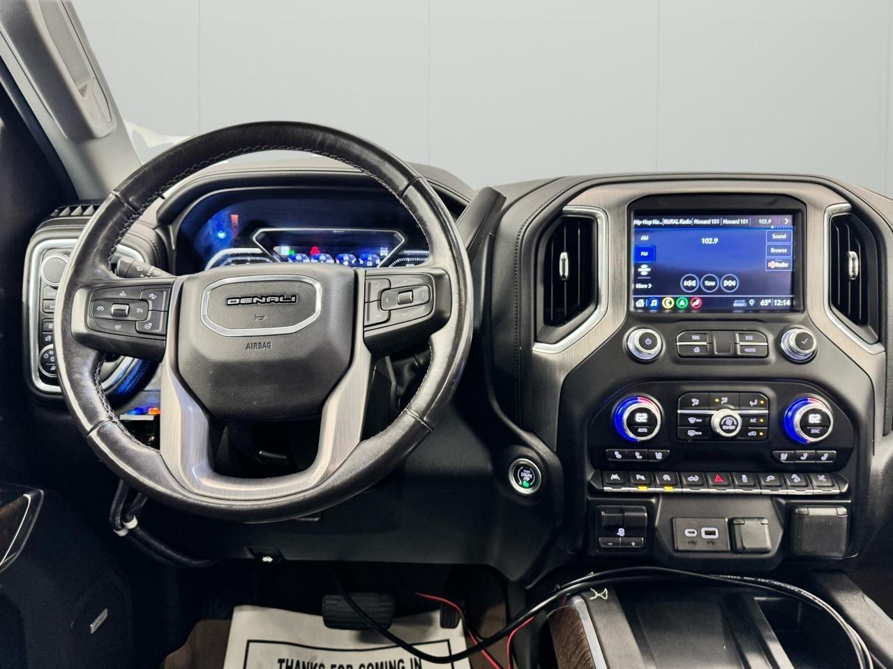 GMC Sierra 1500 4WD Crew Cab 157" Denali 2019