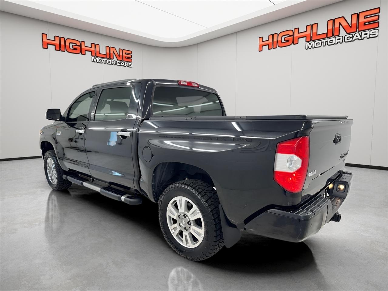 Toyota Tundra 4WD Truck CrewMax 5.7L V8 6-Spd AT Platinum (Natl) 2015