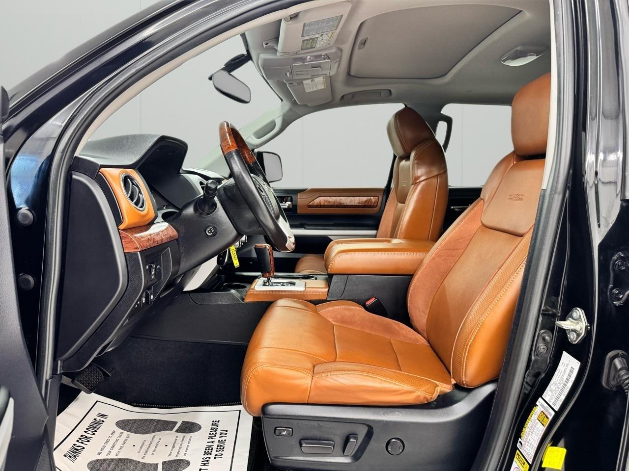 Toyota Tundra 4WD Truck CrewMax 5.7L V8 6-Spd AT Platinum (Natl) 2015