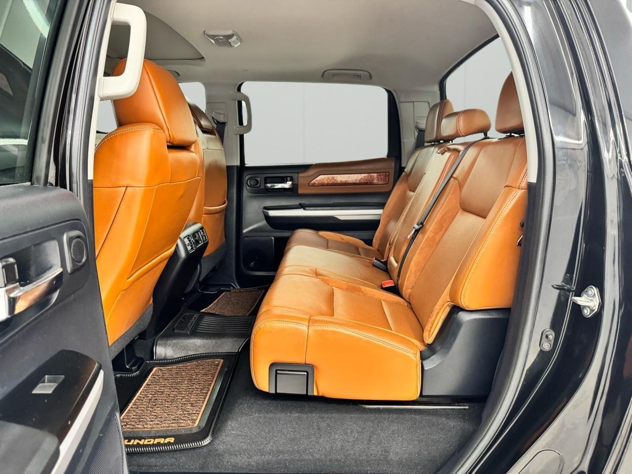 Toyota Tundra 4WD Truck CrewMax 5.7L V8 6-Spd AT Platinum (Natl) 2015