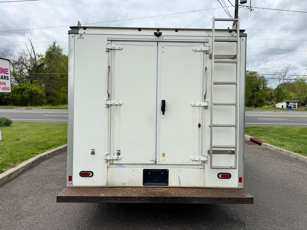 Chevrolet Express Commercial Cutaway 3500 Van 139" 2019