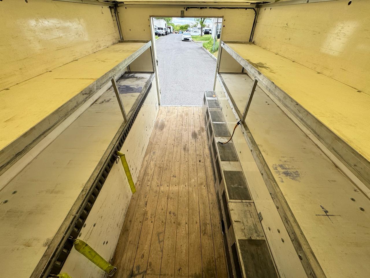 Chevrolet Express Commercial Cutaway 3500 Van 139" 2019