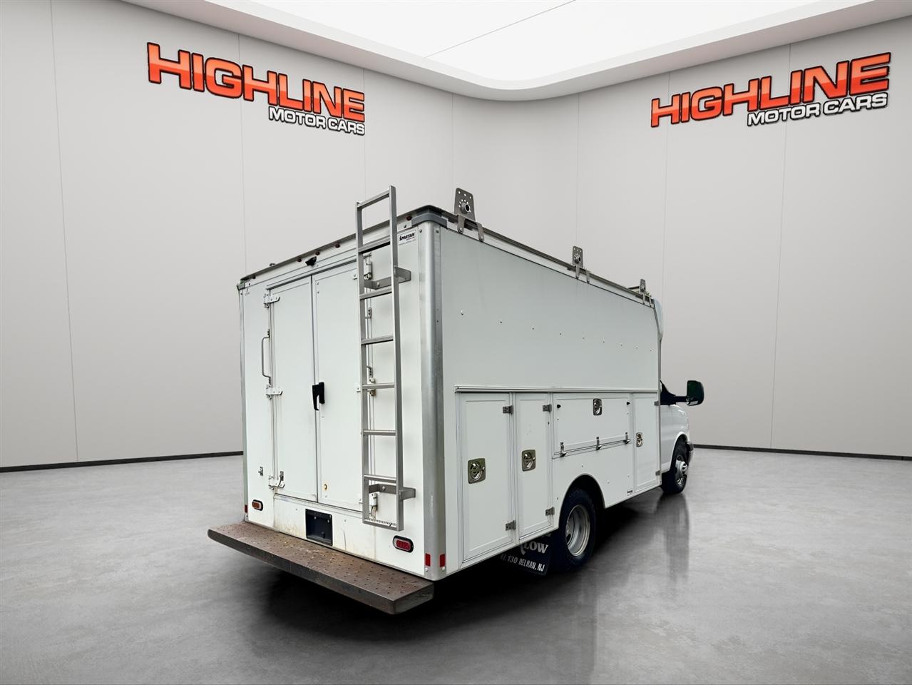 Chevrolet Express Commercial Cutaway 3500 Van 139" 2019