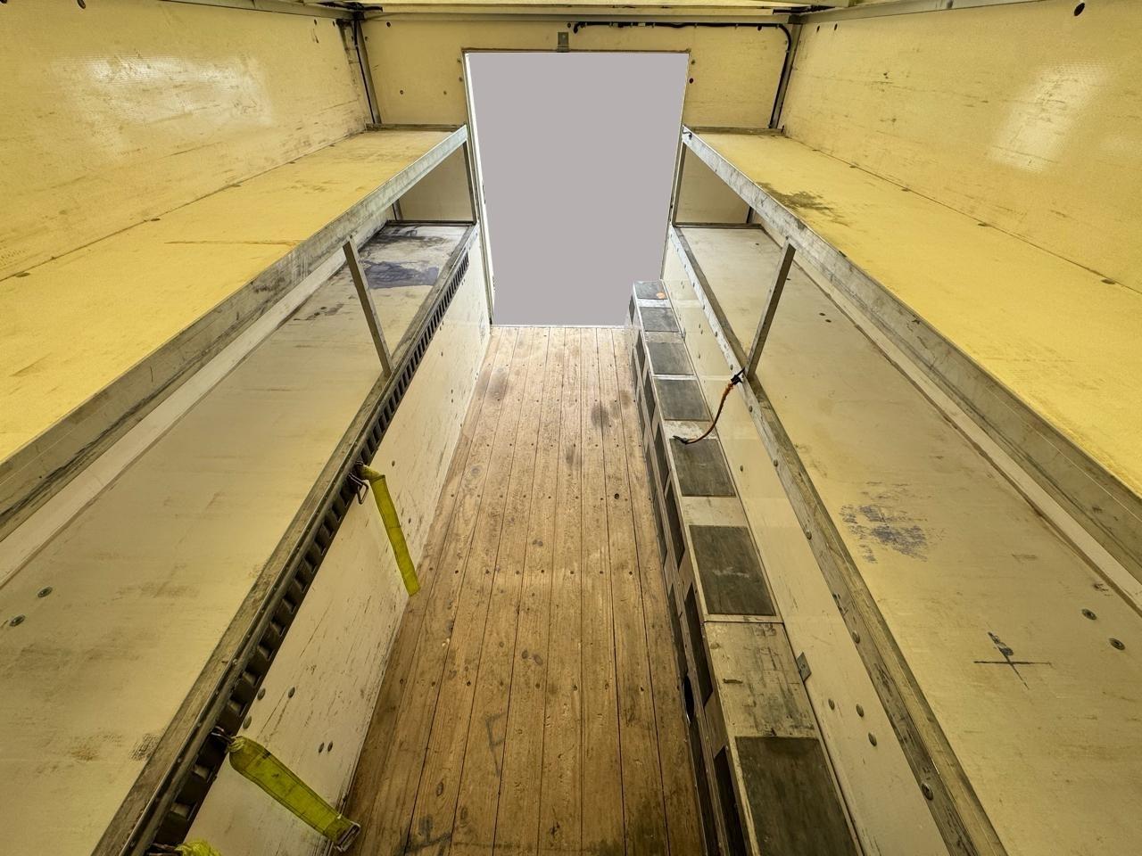 Chevrolet Express Commercial Cutaway 3500 Van 139" 2019