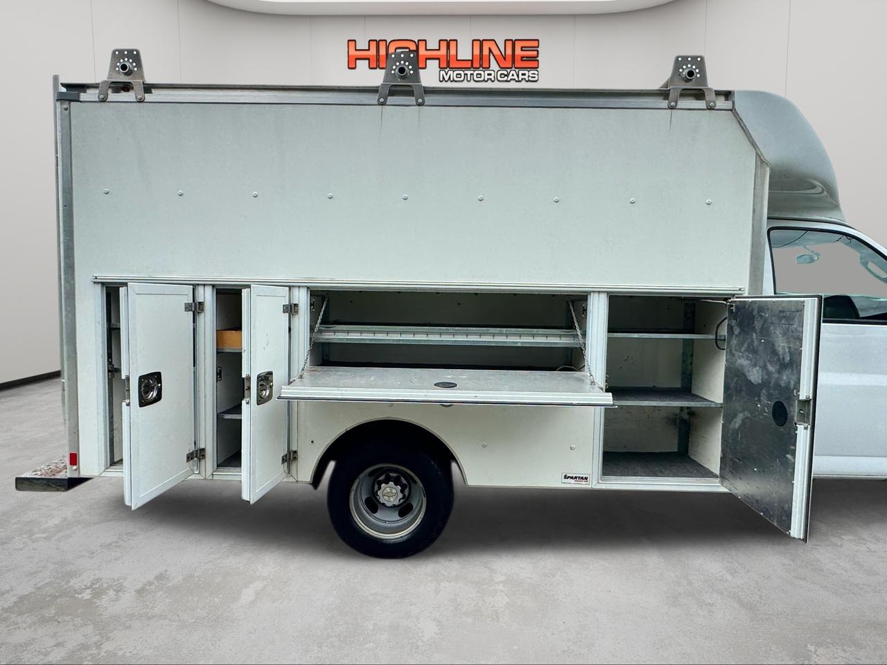 Chevrolet Express Commercial Cutaway 3500 Van 139" 2019