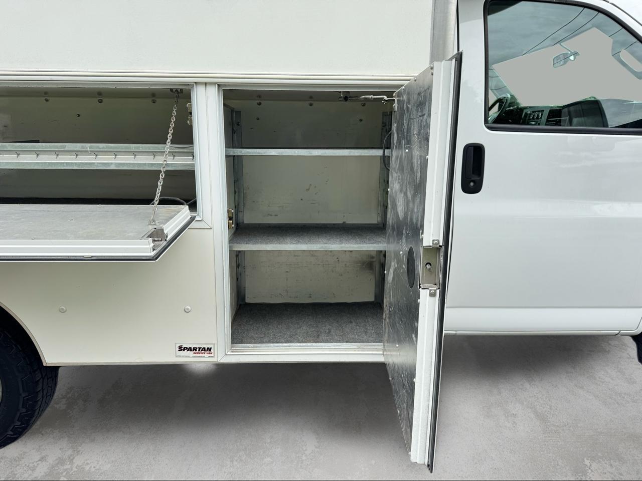 Chevrolet Express Commercial Cutaway 3500 Van 139" 2019