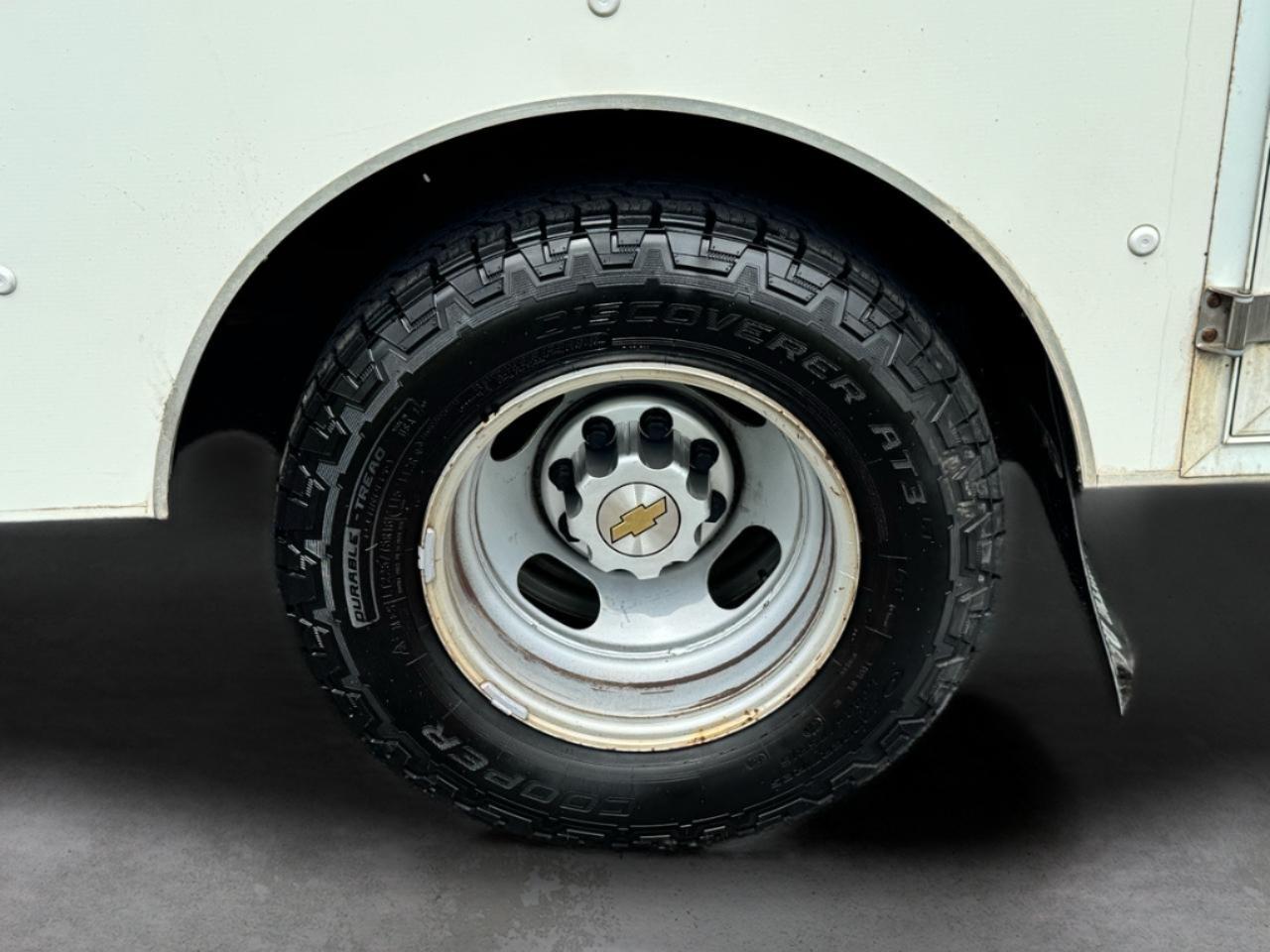 Chevrolet Express Commercial Cutaway 3500 Van 139" 2019