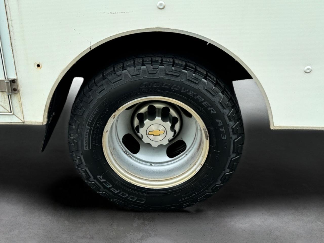 Chevrolet Express Commercial Cutaway 3500 Van 139" 2019