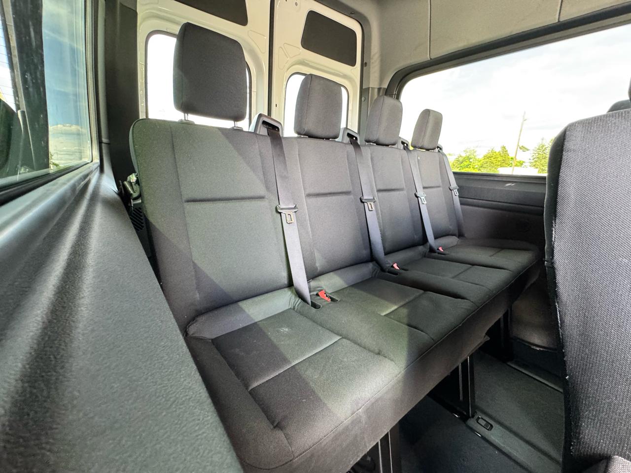 Mercedes-Benz Sprinter Passenger Van 2500 Standard Roof I4 Diesel 144" RWD 2024