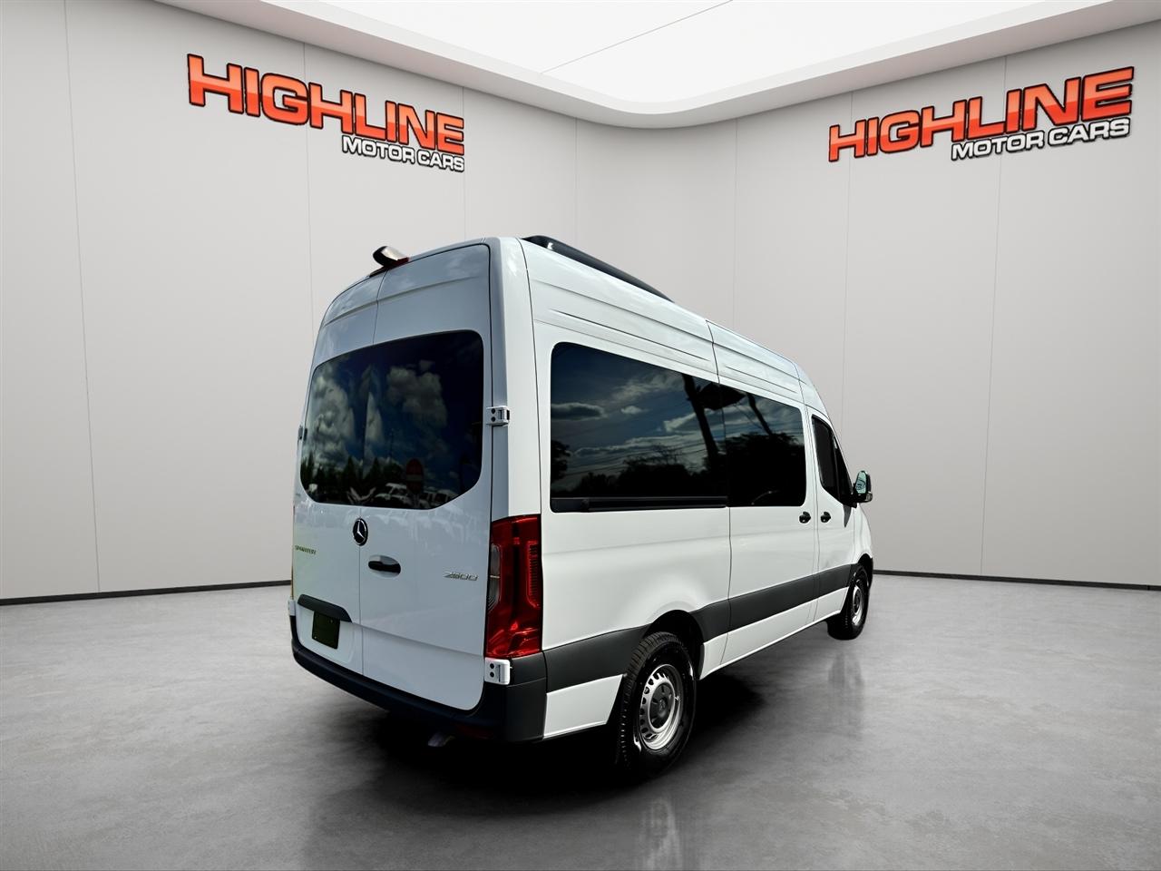Mercedes-Benz Sprinter Passenger Van 2500 Standard Roof I4 Diesel 144" RWD 2024