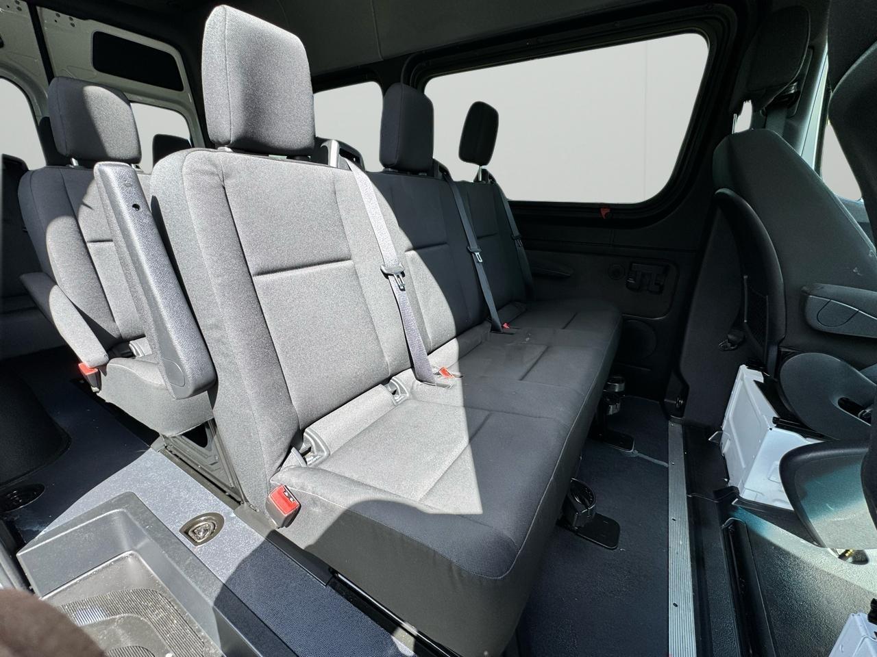 Mercedes-Benz Sprinter Passenger Van 2500 Standard Roof I4 Diesel 144" RWD 2024