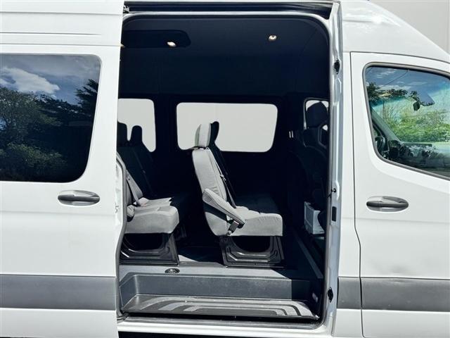 Mercedes-Benz Sprinter Passenger Van 2500 Standard Roof I4 Diesel 144" RWD 2024