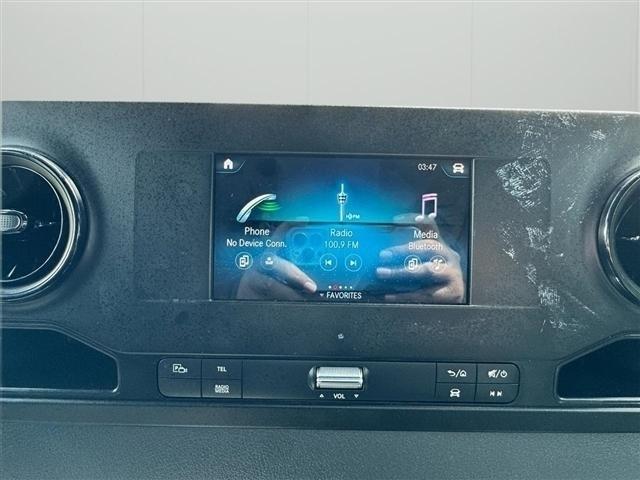 Mercedes-Benz Sprinter Passenger Van 2500 Standard Roof I4 Diesel 144" RWD 2024