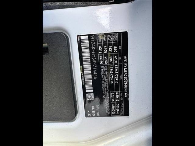Mercedes-Benz Sprinter Passenger Van 2500 Standard Roof I4 Diesel 144" RWD 2024