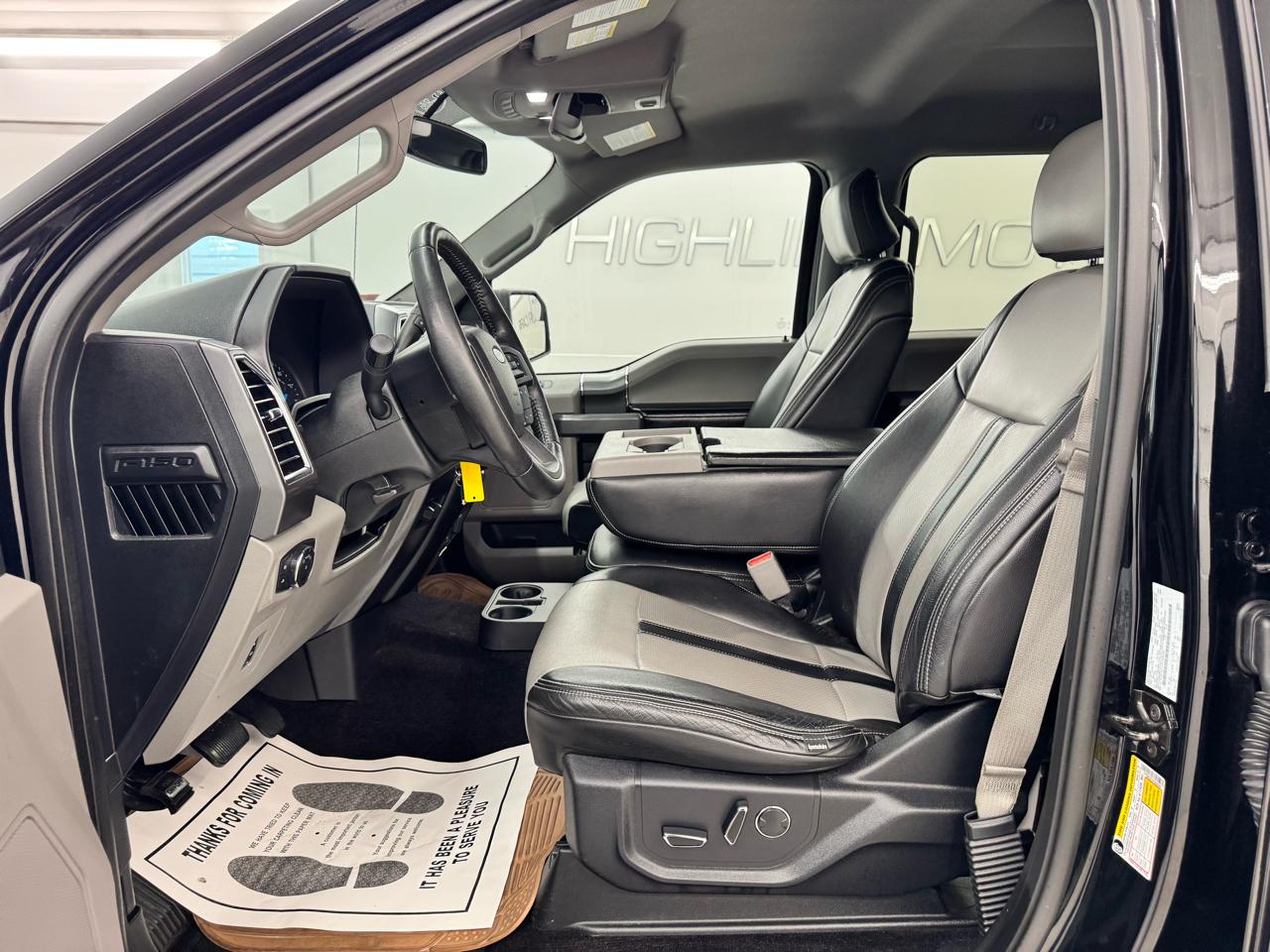 Ford F-150 Platinum 4WD SuperCrew 5.5' Box 2017