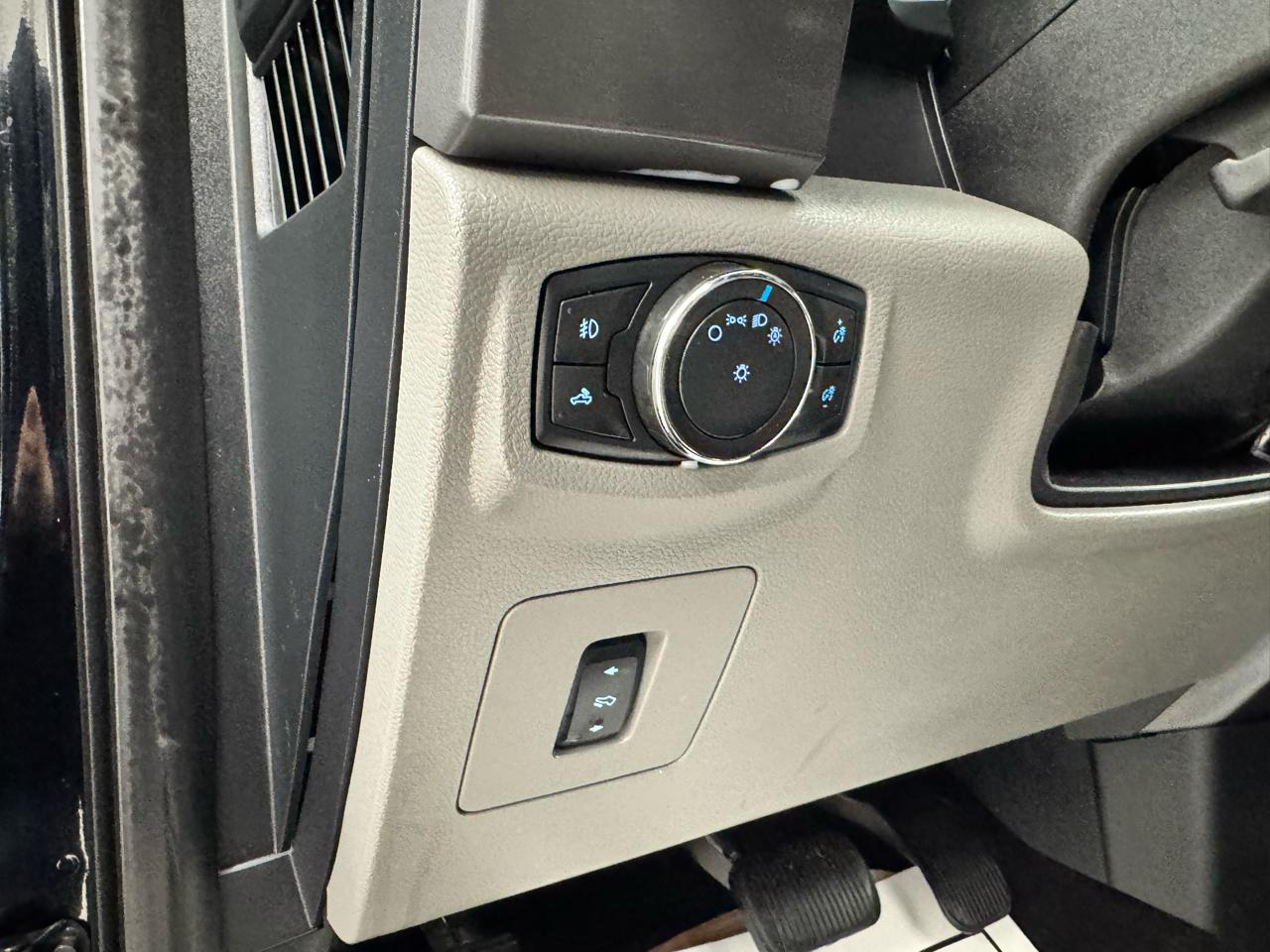 Ford F-150 Platinum 4WD SuperCrew 5.5' Box 2017