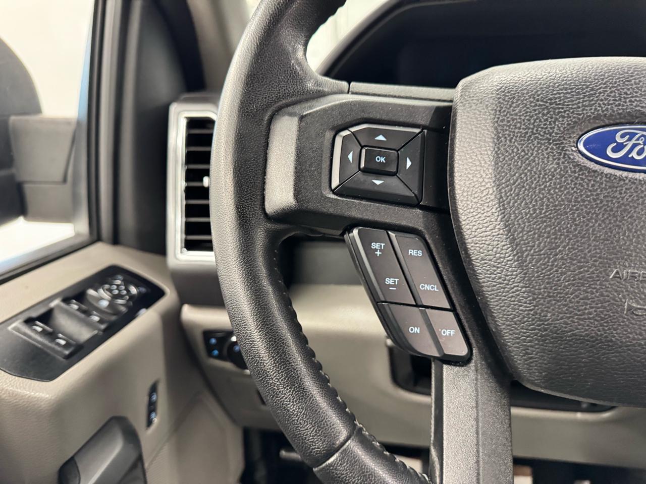 Ford F-150 Platinum 4WD SuperCrew 5.5' Box 2017