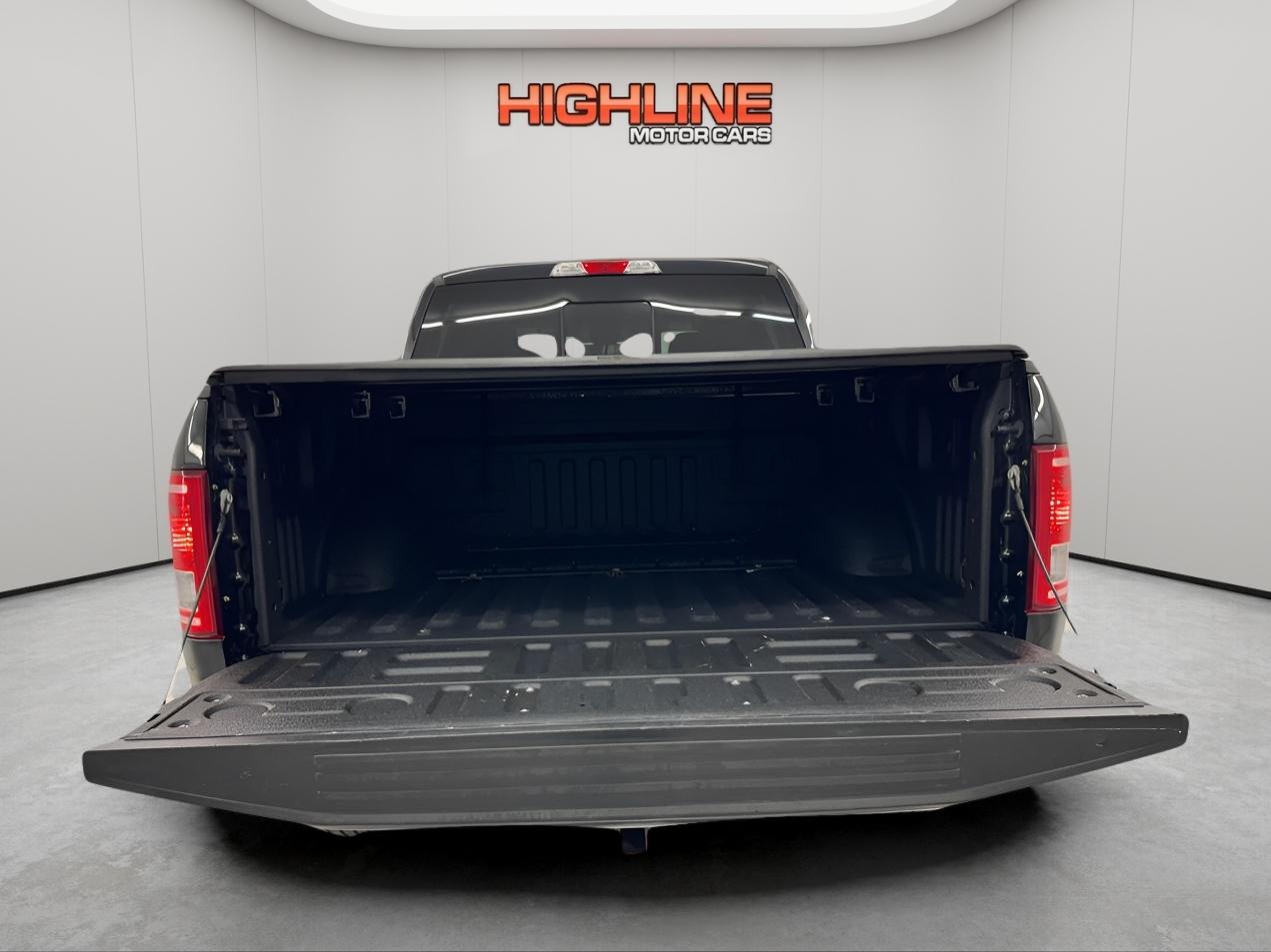 Ford F-150 Platinum 4WD SuperCrew 5.5' Box 2017