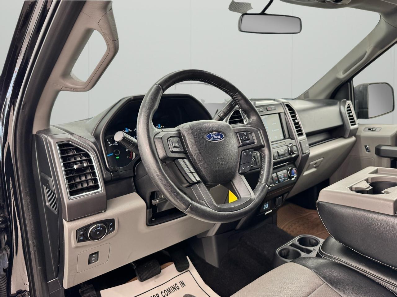 Ford F-150 Platinum 4WD SuperCrew 5.5' Box 2017