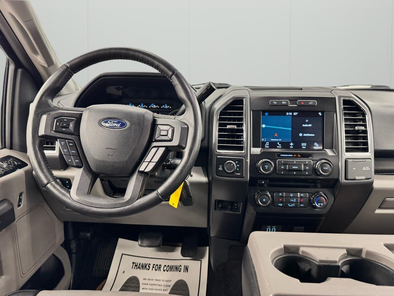 Ford F-150 Platinum 4WD SuperCrew 5.5' Box 2017