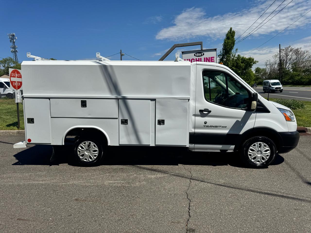 Ford Transit Cutaway T-350 SRW 138" WB 9500 GVWR 2019
