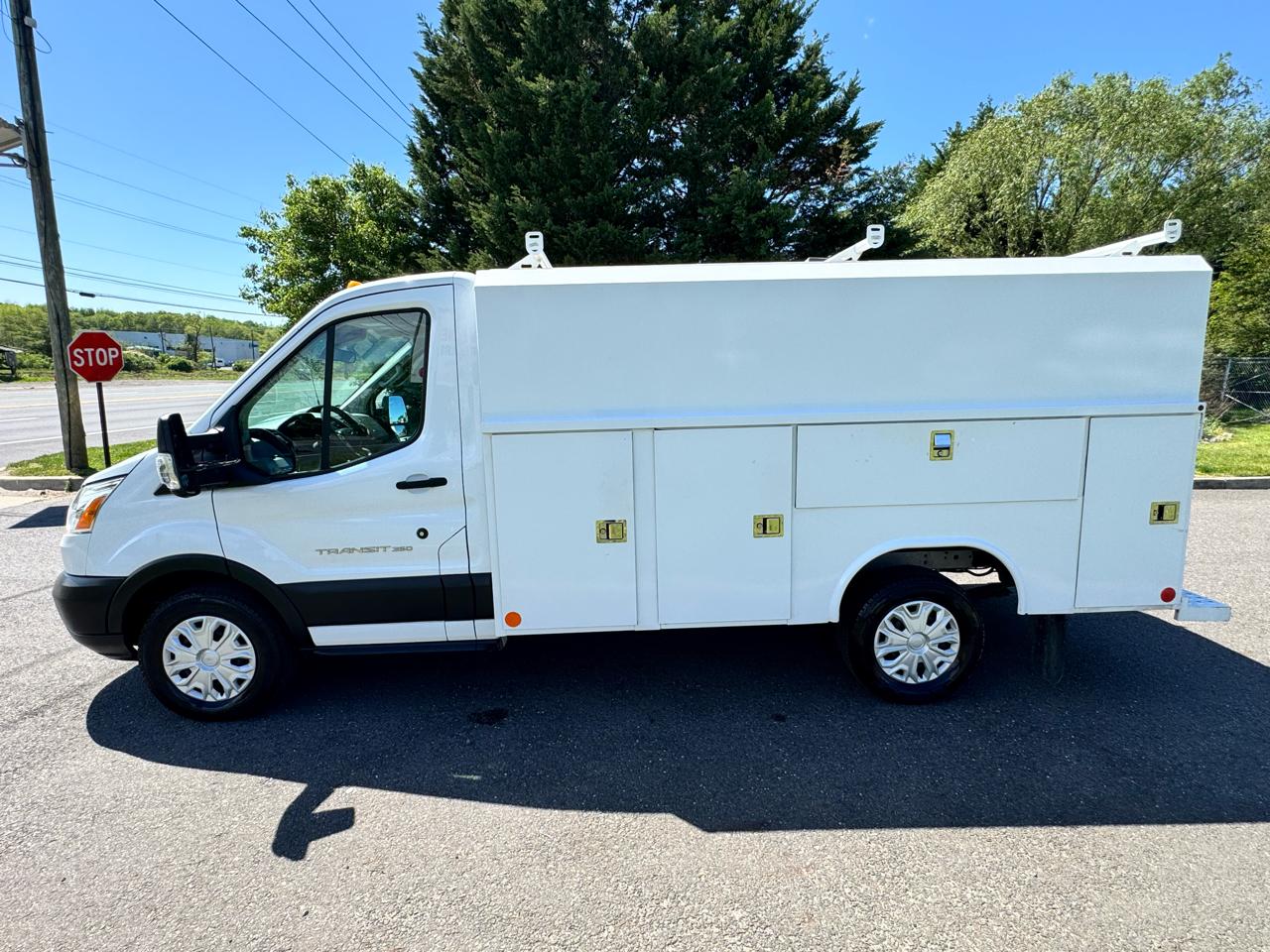Ford Transit Cutaway T-350 SRW 138" WB 9500 GVWR 2019