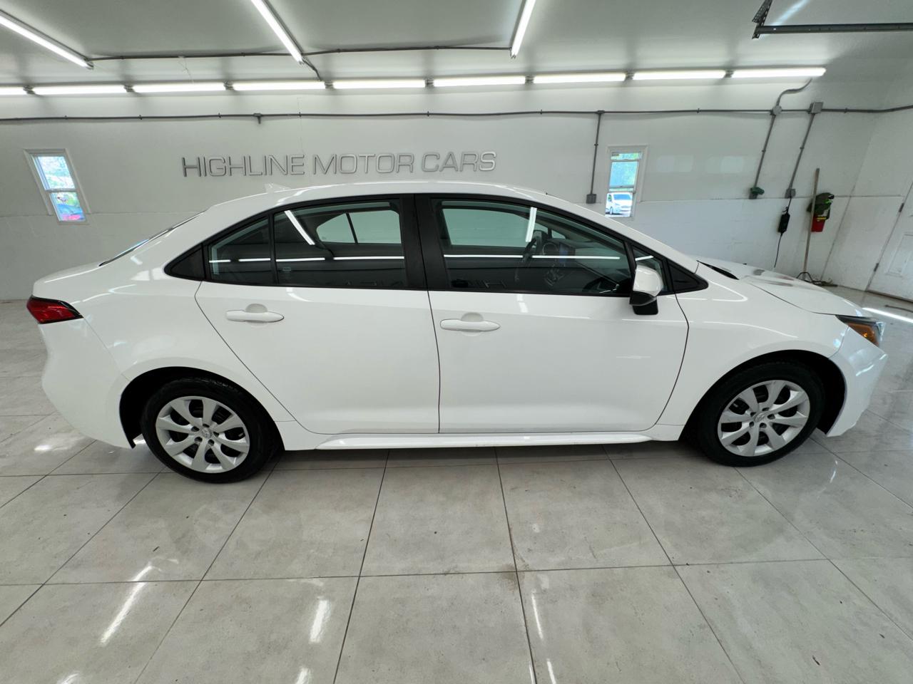 Toyota Corolla LE CVT (Natl) 2022