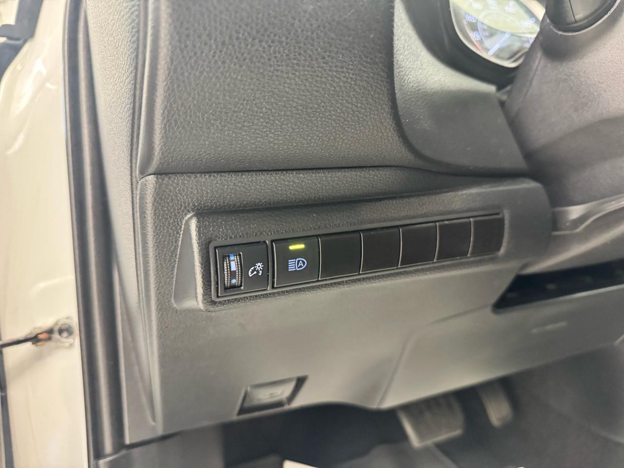 Toyota Corolla LE CVT (Natl) 2022