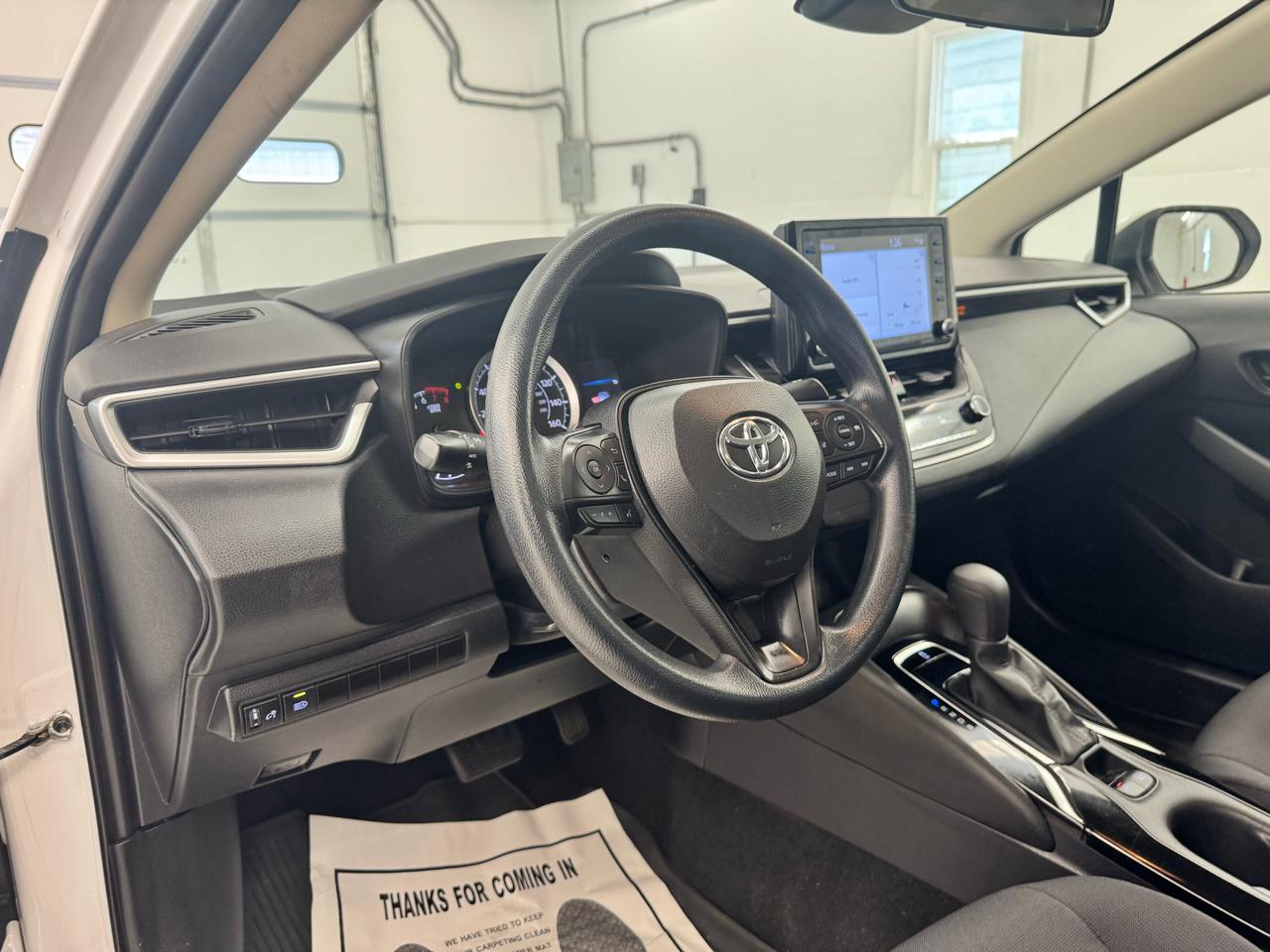 Toyota Corolla LE CVT (Natl) 2022