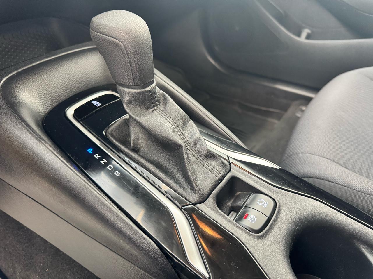 Toyota Corolla LE CVT (Natl) 2022