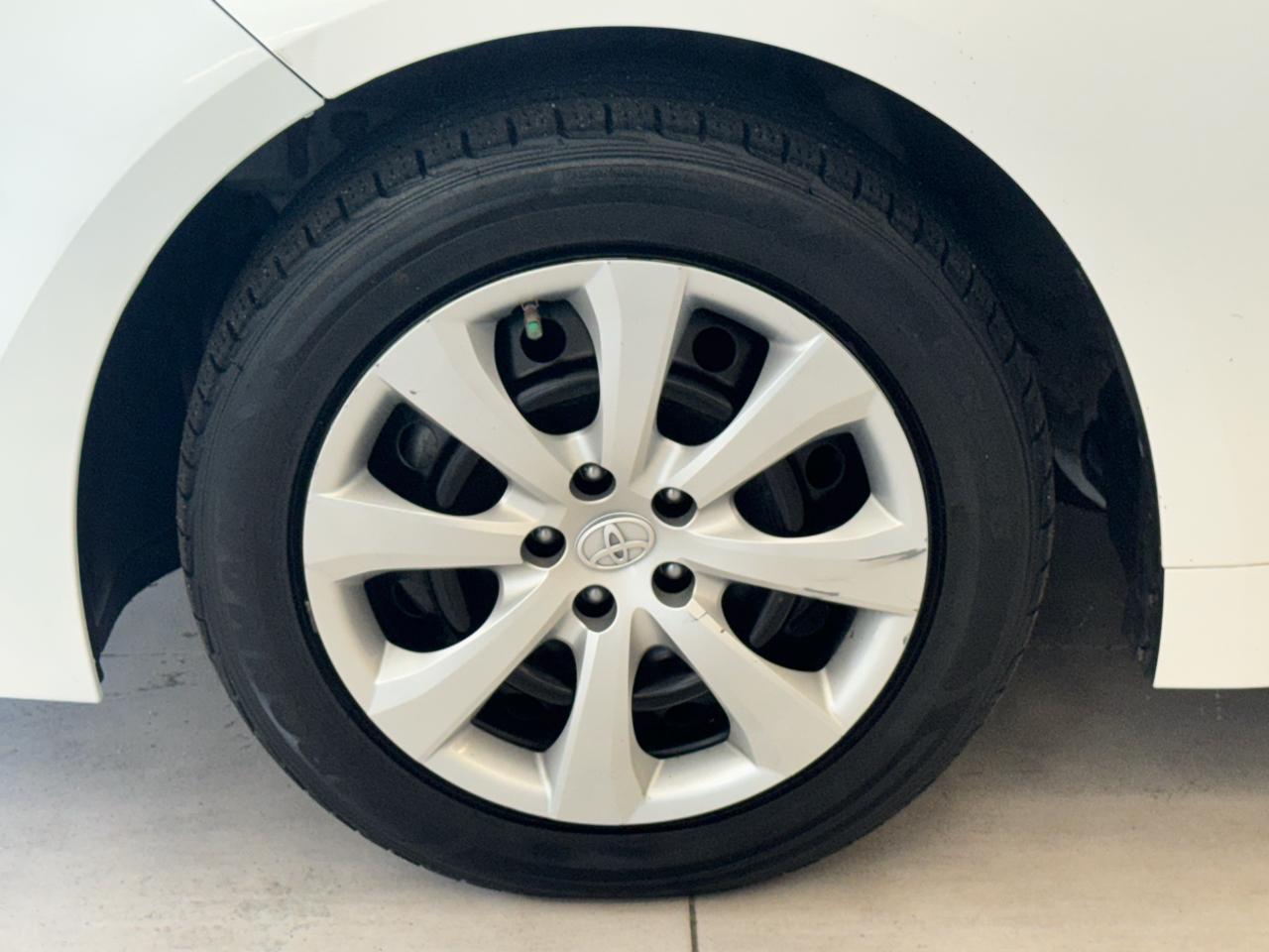 Toyota Corolla LE CVT (Natl) 2022