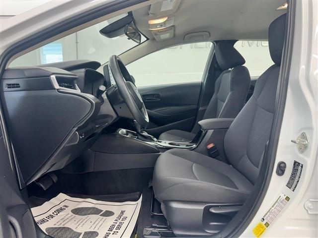 Toyota Corolla LE CVT (Natl) 2022