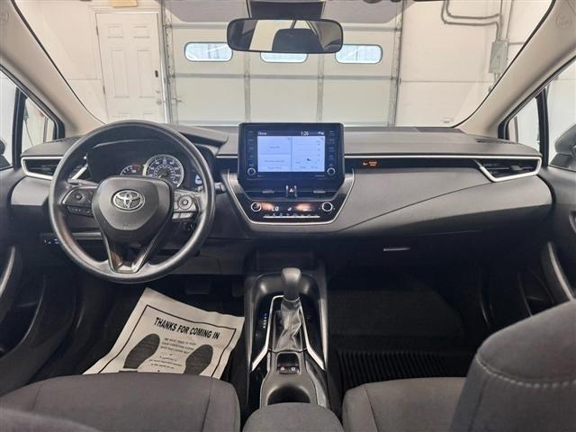 Toyota Corolla LE CVT (Natl) 2022