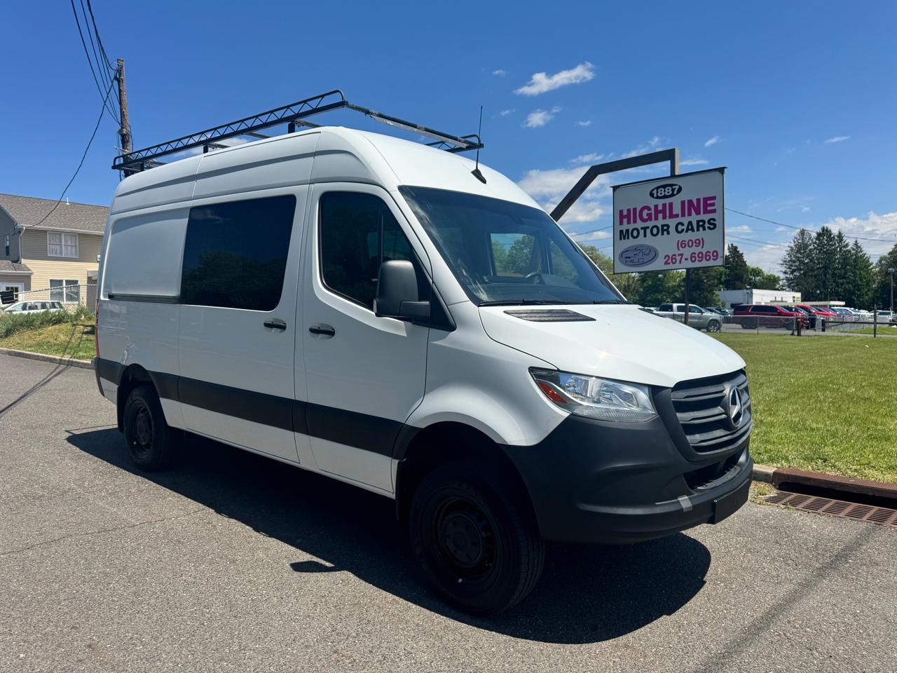 Mercedes-Benz Sprinter Van 2500 Standard Roof V6 144" 4WD 2020