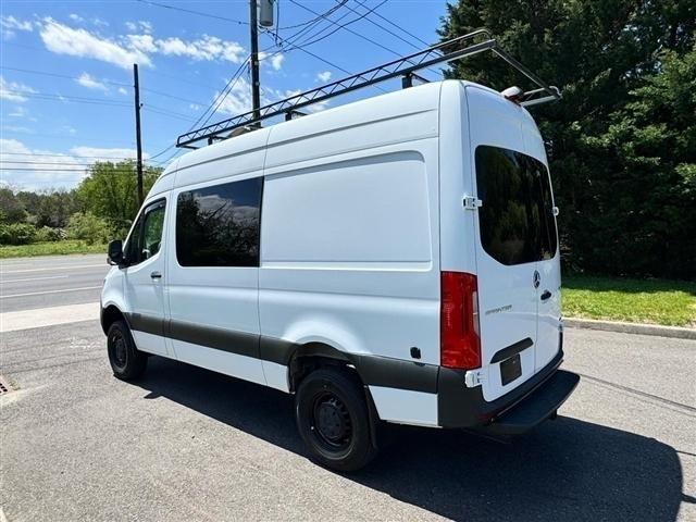 Mercedes-Benz Sprinter Van 2500 Standard Roof V6 144" 4WD 2020