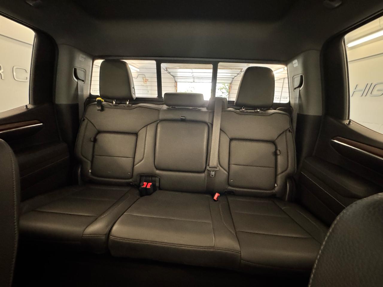 GMC Sierra 1500 4WD Crew Cab 157" Denali 2023