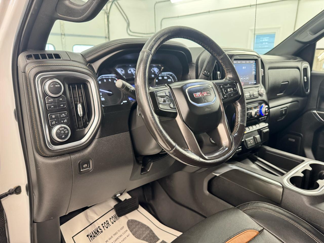 GMC Sierra 1500 4WD Crew Cab 147" AT4 2021