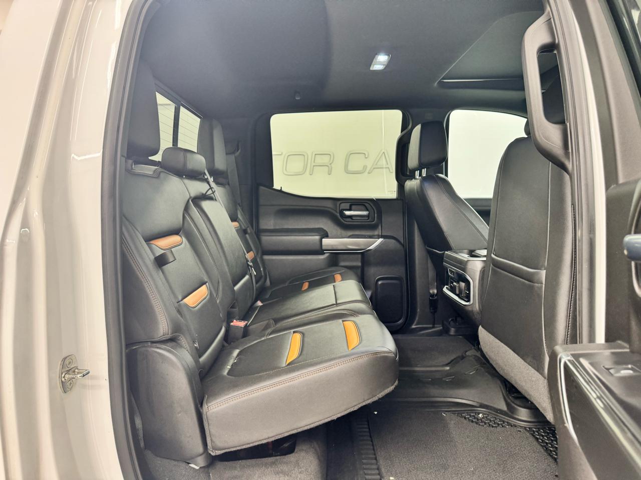 GMC Sierra 1500 4WD Crew Cab 147" AT4 2021