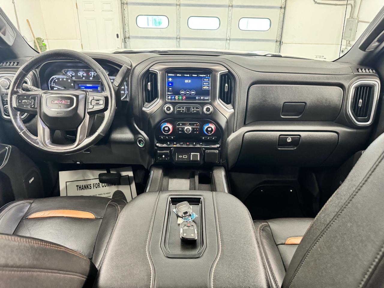 GMC Sierra 1500 4WD Crew Cab 147" AT4 2021